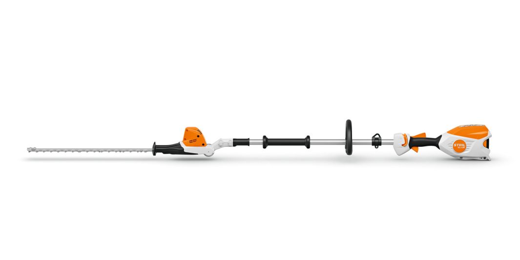 24863